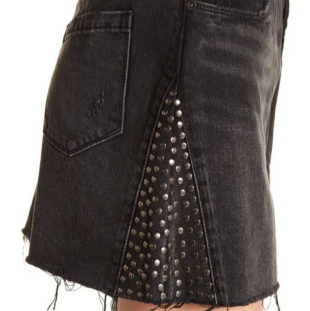 BLANKNYC Studded Denim Mini-Skirt Size 27 - Picture 13 of 13